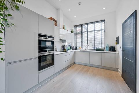 2 bedroom flat for sale, Huntley Close, Greenwich, London, SE10