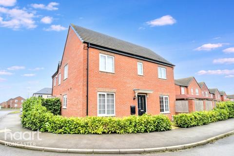 3 bedroom semi-detached house for sale, Heatherfields Crescent, Rossington, Doncaster