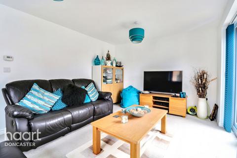 7 Heatherfields Crescent, New Rossington, Doncaster, DN11 0TY
