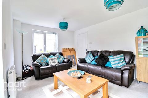 7 Heatherfields Crescent, New Rossington, Doncaster, DN11 0TY