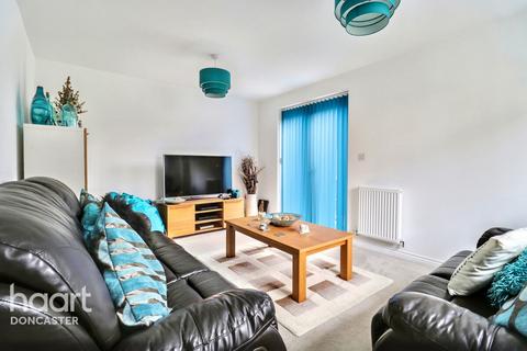 7 Heatherfields Crescent, New Rossington, Doncaster, DN11 0TY