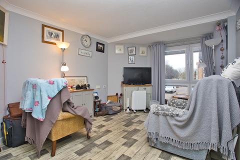 1 bedroom retirement property for sale, Sandgate Road, Folkestone, CT20