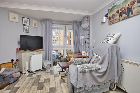 1 bedroom retirement property for sale, Sandgate Road, Folkestone, CT20