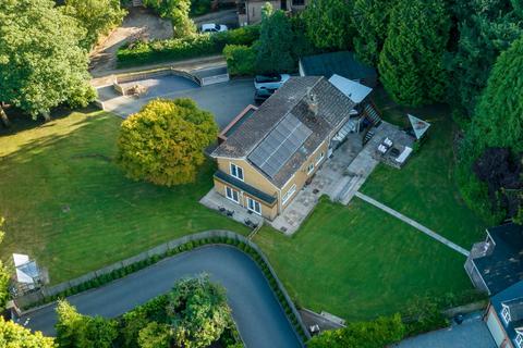 4 bedroom detached house for sale, Harborough Road, Great Oxendon, Market Harborough, Leicestershire, LE16