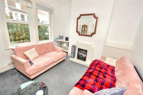 2 bedroom flat to rent, New Upperton Road