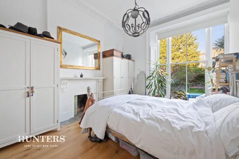 2 bedroom house for sale, Belsize Road, London