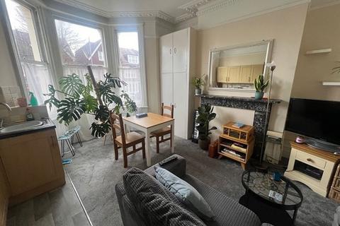 1 bedroom flat to rent, Sackville Road, Hove, BN3 3HA