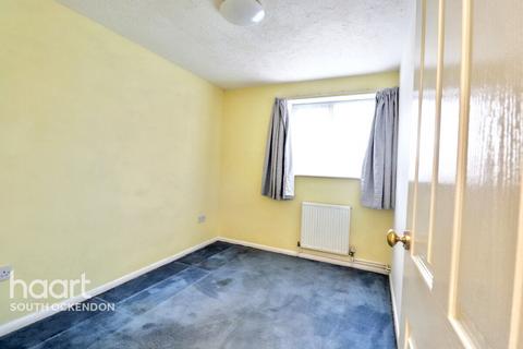 18 Danbury Crescent, South Ockendon, RM15 5XF