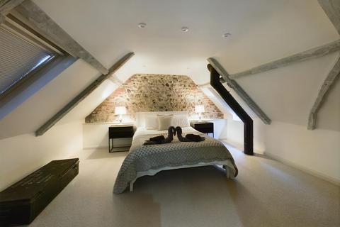 2 bedroom barn conversion for sale, The Street, Sustead, Norwich