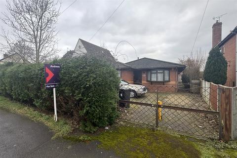 2 bedroom bungalow for sale, Cheltenham Road, Tewkesbury GL20