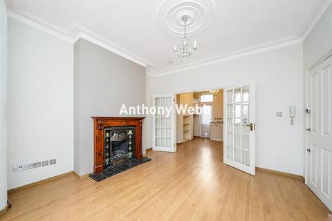 3 bedroom terraced house for sale, Park Avenue, Palmers Green, N13