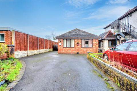 2 bedroom detached bungalow for sale, Beech Avenue, Long Eaton