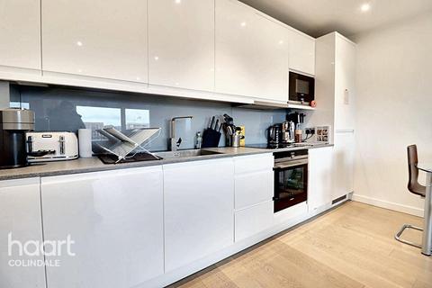 1 bedroom apartment for sale, Queenscroft House, Thonrey Close, NW9