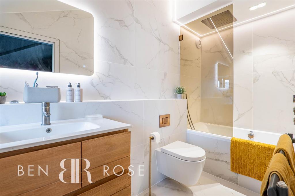 Bedroom Three Ensuite
