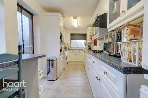 undefined, Weir Farm Road, Rayleigh