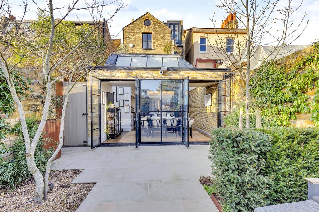 Garden/Exterior