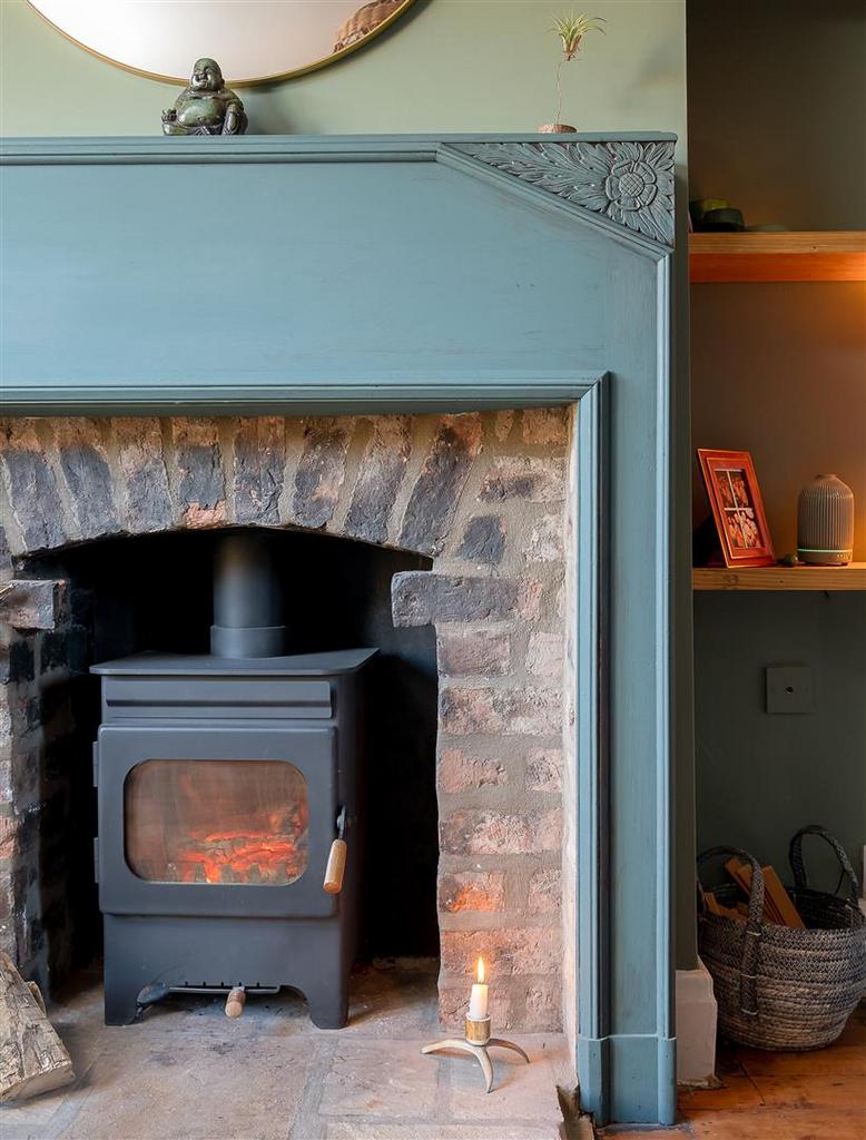 Log burner