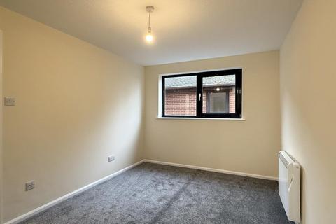 1 bedroom flat to rent, High Street, Shefford