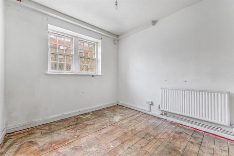 2 bedroom flat for sale, Werrington Street, Euston NW1