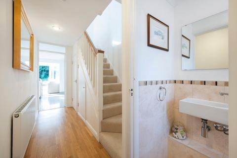 3, Cricket View Princes Road, Weybridge, KT13 9BY