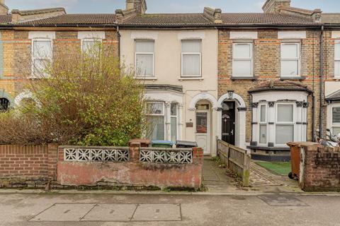 3 bedroom terraced house for sale, Cann Hall Road, London E11