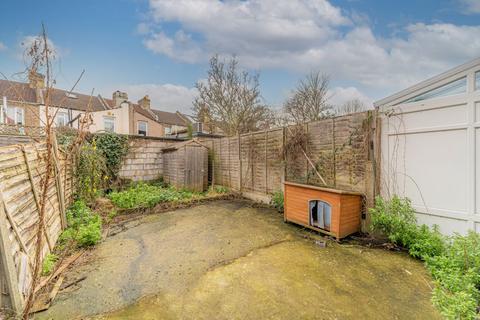 3 bedroom terraced house for sale, Cann Hall Road, London E11