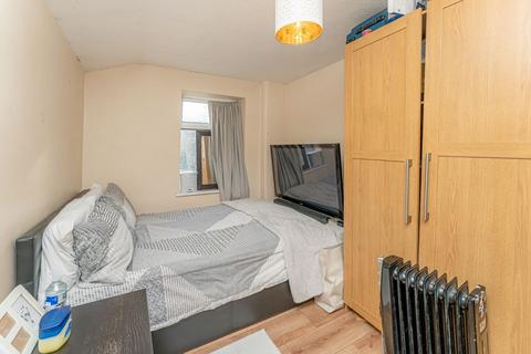 121 Cann Hall Road, London, E11 3NJ