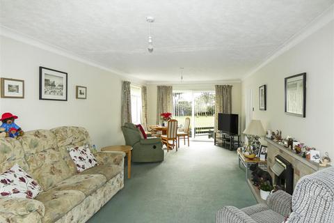 2 bedroom detached bungalow for sale, Hudson Drive, Rustington BN16