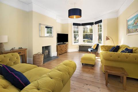 13 Powderham Crescent, Exeter, EX4 6DA