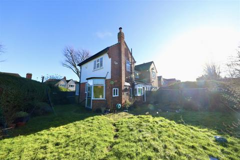 3 bedroom semi-detached house for sale, Barrow Lane, Hessle