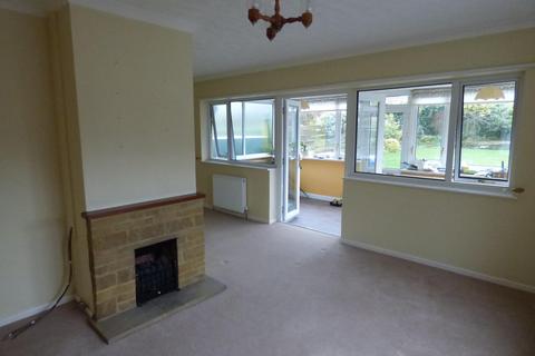 2 bedroom bungalow to rent, St Johns Way, Hempton OX15