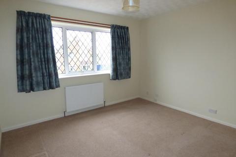 2 bedroom bungalow to rent, St Johns Way, Hempton OX15