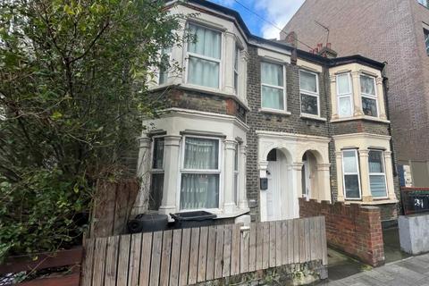 3 bedroom terraced house for sale, Hale Road, Tottenham N17