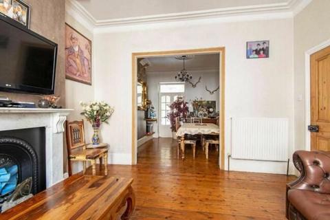 7 bedroom end of terrace house for sale, Beatty Road, Stoke Newington N16