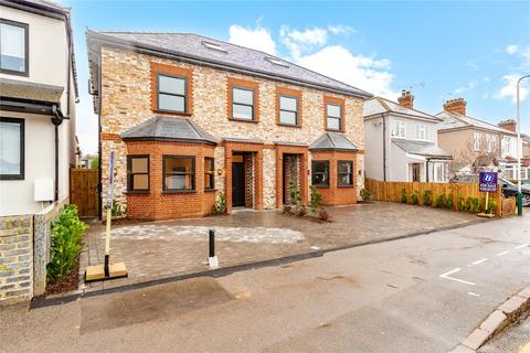 34 Argyle Gardens, Upminster, RM14 3HJ
