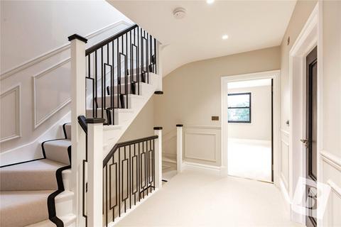 34 Argyle Gardens, Upminster, RM14 3HJ