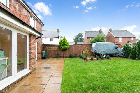 4 bedroom detached house for sale, Kenelm Close Sherborne