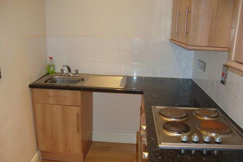 2 bedroom apartment to rent, HIGH STREET, CAERLEON, NP18 1AG