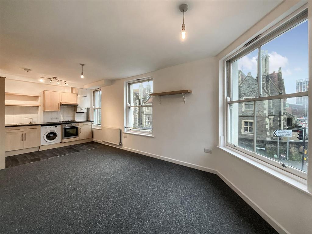 Kitchen/Lounge