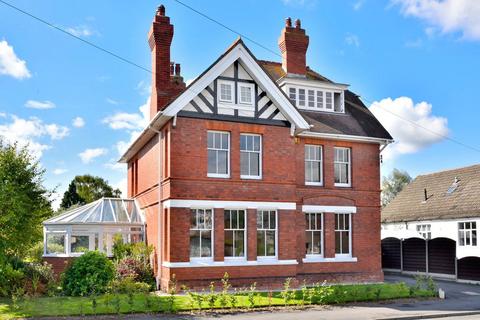 Three Elms Road, Kings Acre, Hereford