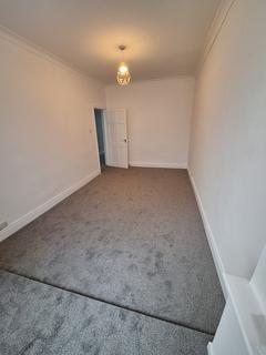 2 bedroom flat to rent, Hedworth Terrace, Houghton le Spring DH4