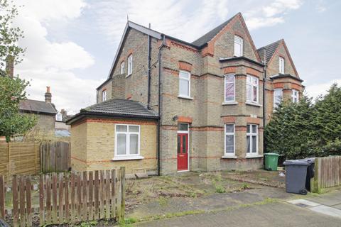 4 bedroom flat for sale, Charleville Circus,  London, SE26