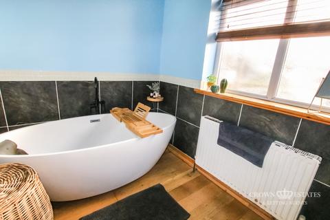 4 bedroom semi-detached house for sale, Blackburn Road, Knuzden, Blackburn