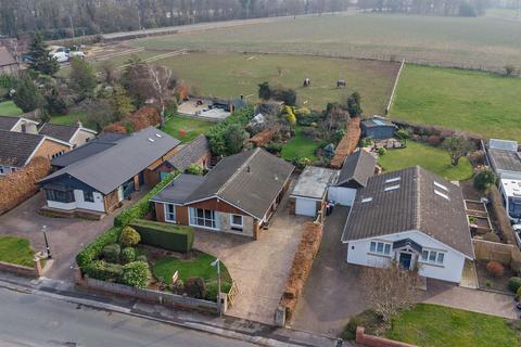 3 bedroom bungalow for sale, The Meadows, Todwick, Sheffield