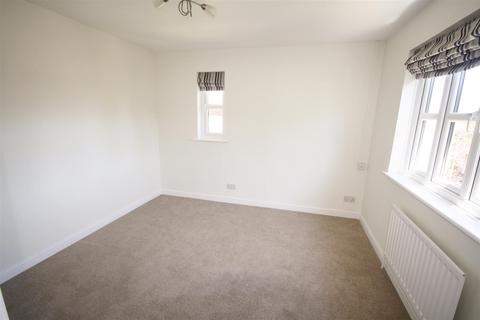 3 bedroom detached house to rent, 11 Walker PlaceIghthamKent