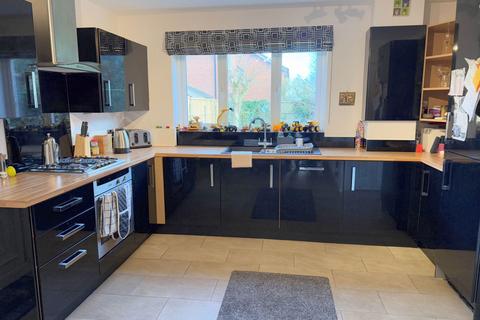 16 Thornton Close, Rufford, Ormskirk, L40 1UW