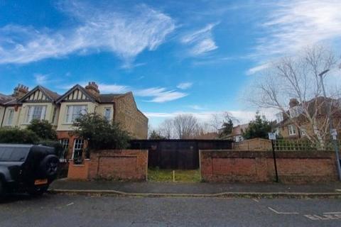 Garage for sale, Oak Hall Road, Wanstead E11