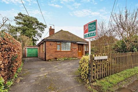 3 bedroom detached bungalow for sale, Ulcombe Road, Langley, Maidstone