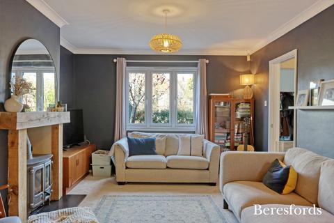 6 Bank End, Margaretting, Ingatestone, CM4 9JH