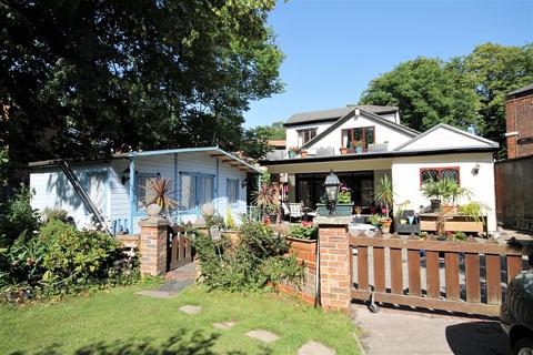 3 bedroom detached house for sale, Clarendon Crescent, Ellesmere Park, Manchester